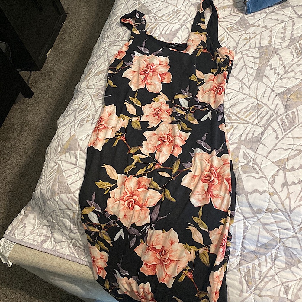 Fashion Nova Floral Pencil Dress